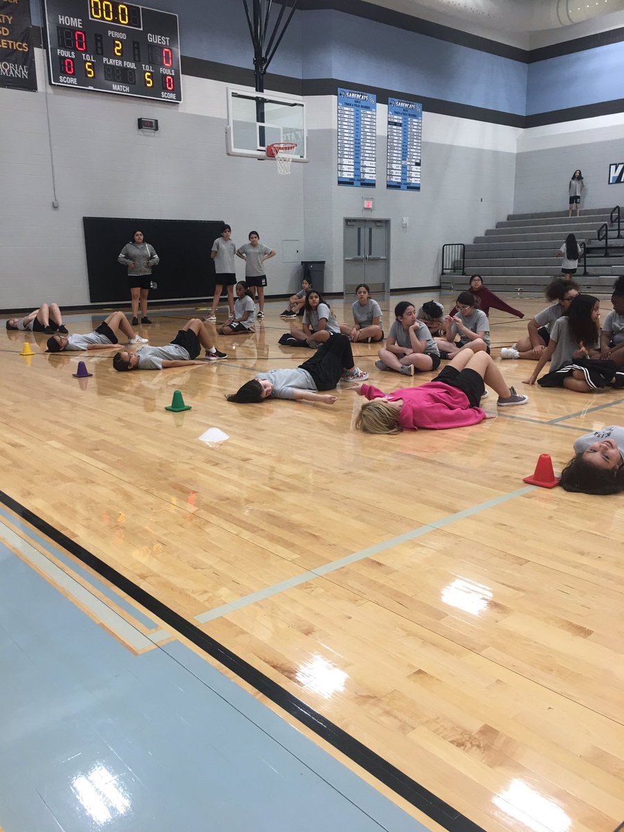 SJHGIRLSPE's tweet photo. Fitnessgram Finals Day🌟 #leadandlearn https://t.co/G9tQM6F7fX