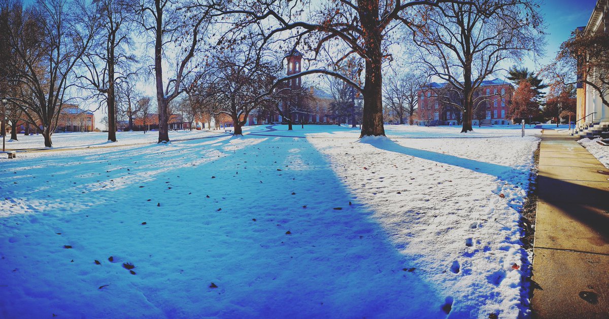 Illinois College tweet media