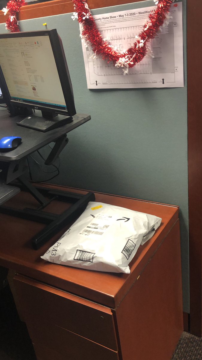 FunTimesMedia's tweet photo. Santa 🎅🏼 Pack 📦 has arrived‼️👀🚨 @Amazon #FunTimesShopping https://t.co/teUgTLalmC