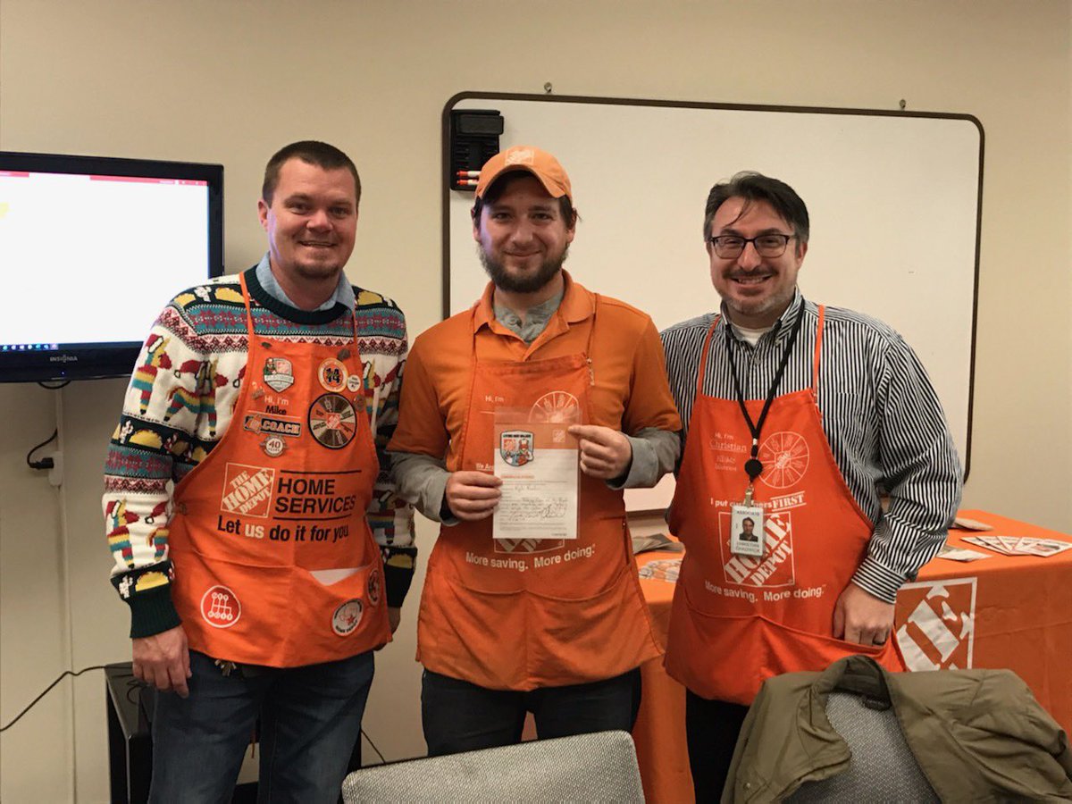 Recognizing 2 great techs today in western Mi. Great job Kyle and Cody. <a href="/HDTammyScarpaci/">Tammy (Harbin) Scarpaci</a> <a href="/ChristianChad10/">Christian Chadwick</a> <a href="/PicininiDwayne/">Dwayne Picinini</a> <a href="/ChrisGHDMS/">Christopher Gilbert</a> <a href="/DeesCarolane/">Carolane Dees</a>