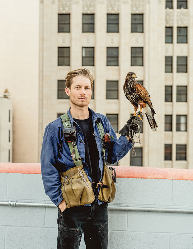 From volume 33: an interview with falconer Adam Baz.
smithjournal.com.au/blogs/adventur…
