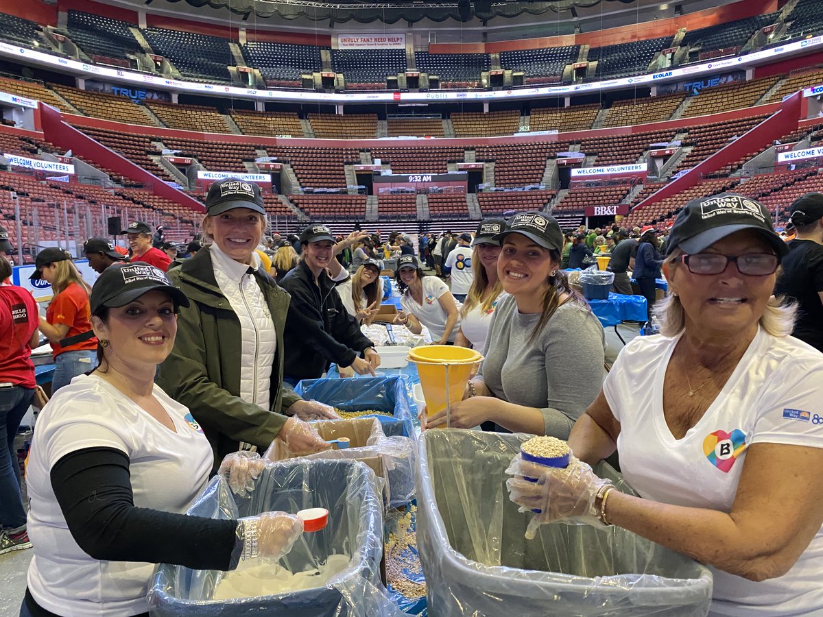 Earlier today CCM team members helped pack over 300,000 meals for local food banks and feeding pantries in @UnitedWayBC’s 28th Annual Day of Caring.  
#DayofCaringBroward