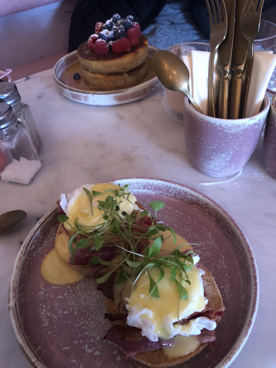 kazaustin27's tweet photo. Thanks to my awesome son for shouting me breakfast 😍 #jetlagproblems https://t.co/LduRCVUxJT