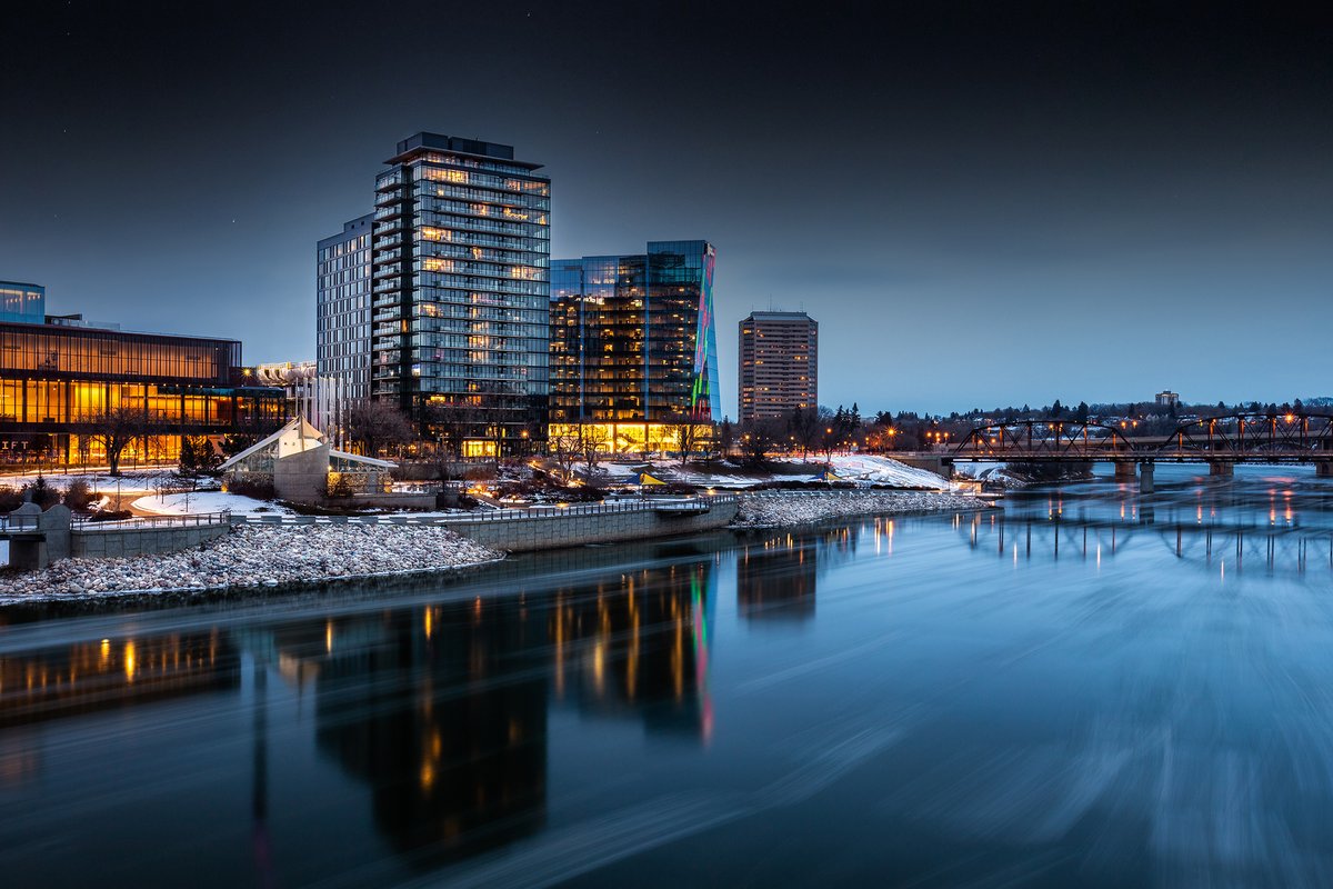 A beautiful (albeit chilly) night at No. 1 River Landing #Saskatoon