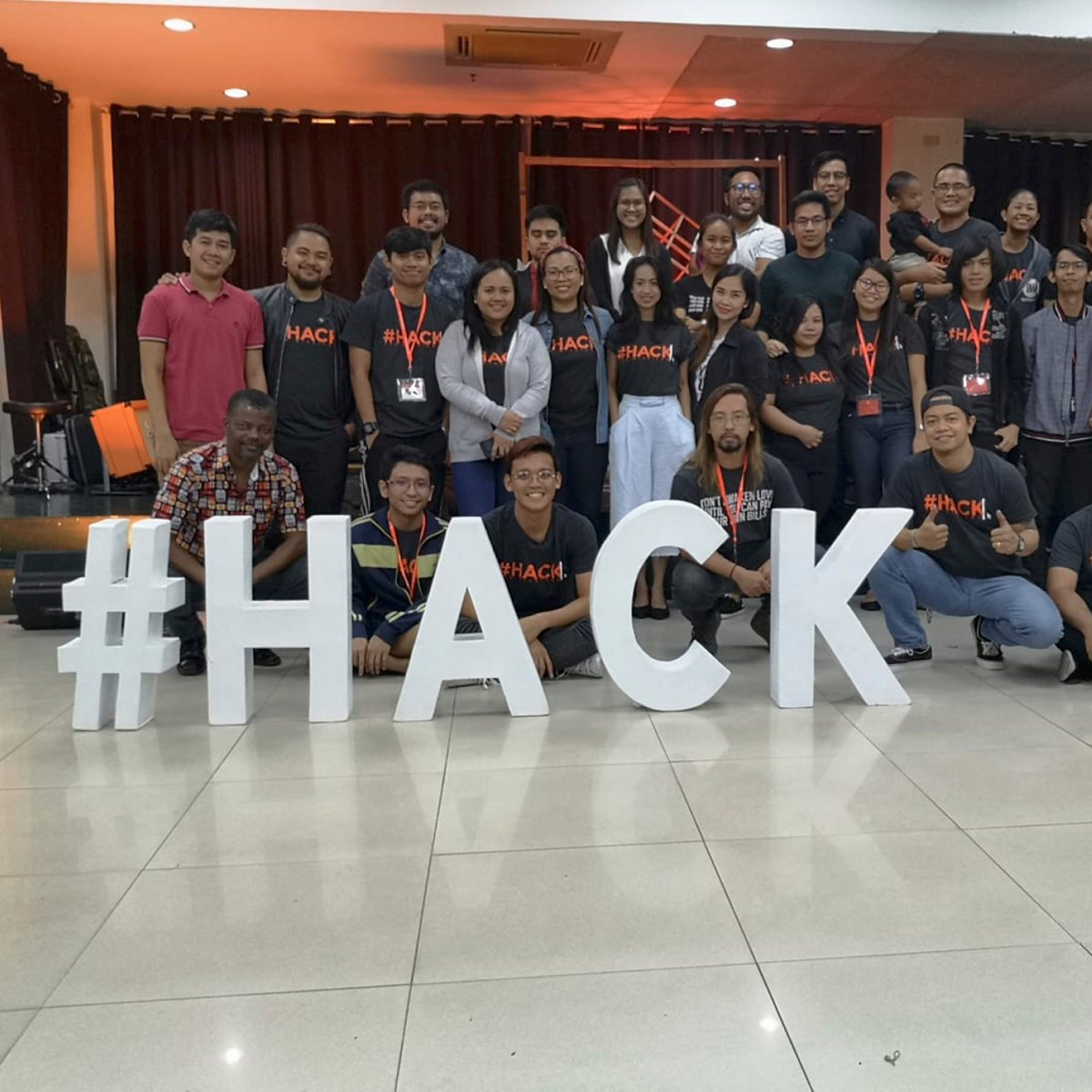 cvglobal_'s tweet photo. The yesHEis team participated in #HACK2019 by challenging event participants to create relevant gospel targeting young people.
They created two videos using the content, which are featured on the @_yesHEis app. 🙌🏼#yesheis #touchabillion #introducejesus https://t.co/SQ6DaDp58r