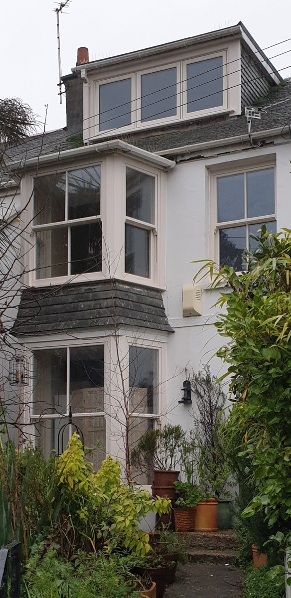 TruroWindows's tweet photo. @residence9 and @RoseviewWindows in cream by the sea in St Ives #windows #replacement #colour #stives https://t.co/joS4gLQWlz