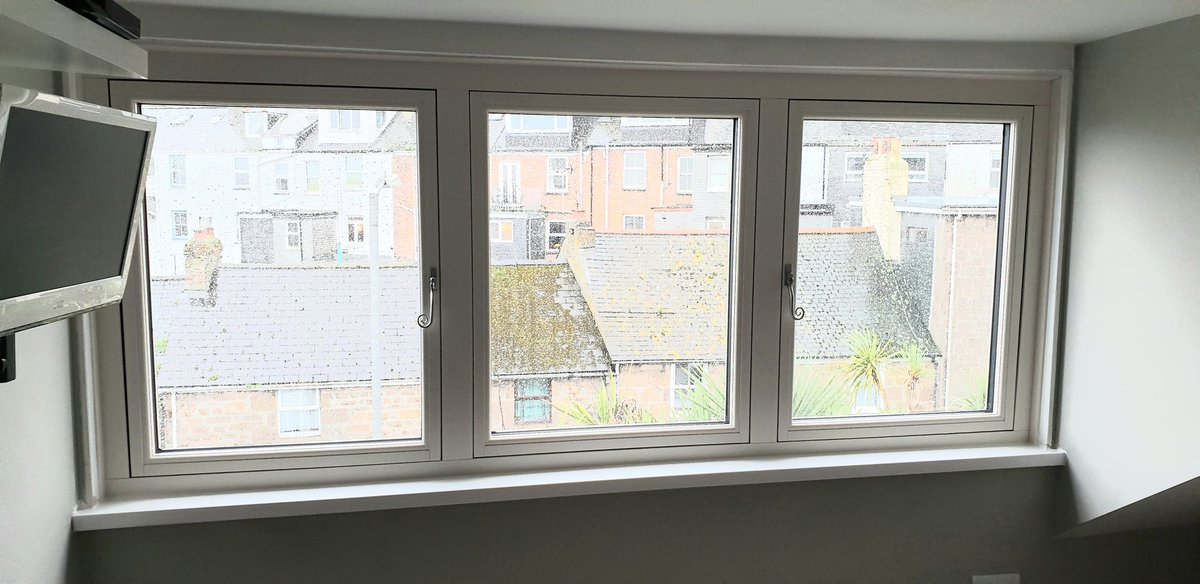 TruroWindows's tweet photo. @residence9 and @RoseviewWindows in cream by the sea in St Ives #windows #replacement #colour #stives https://t.co/joS4gLQWlz