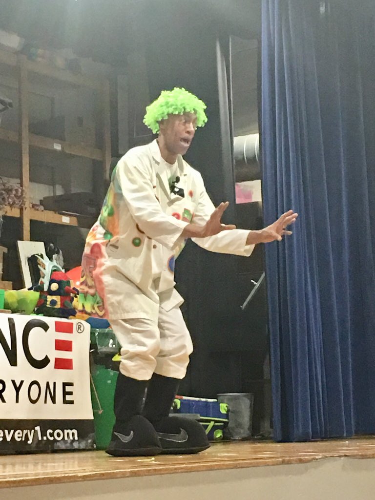 Ms. Willis tweet media