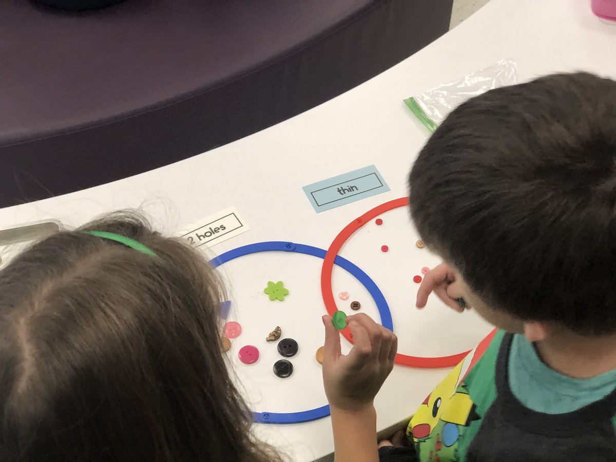 AVedeikis's tweet image. 1st graders use logical thinking as they sort shapes and buttons using clues. #rssaig #aignurturing @NGoodnightTeach @Eisa_Cox