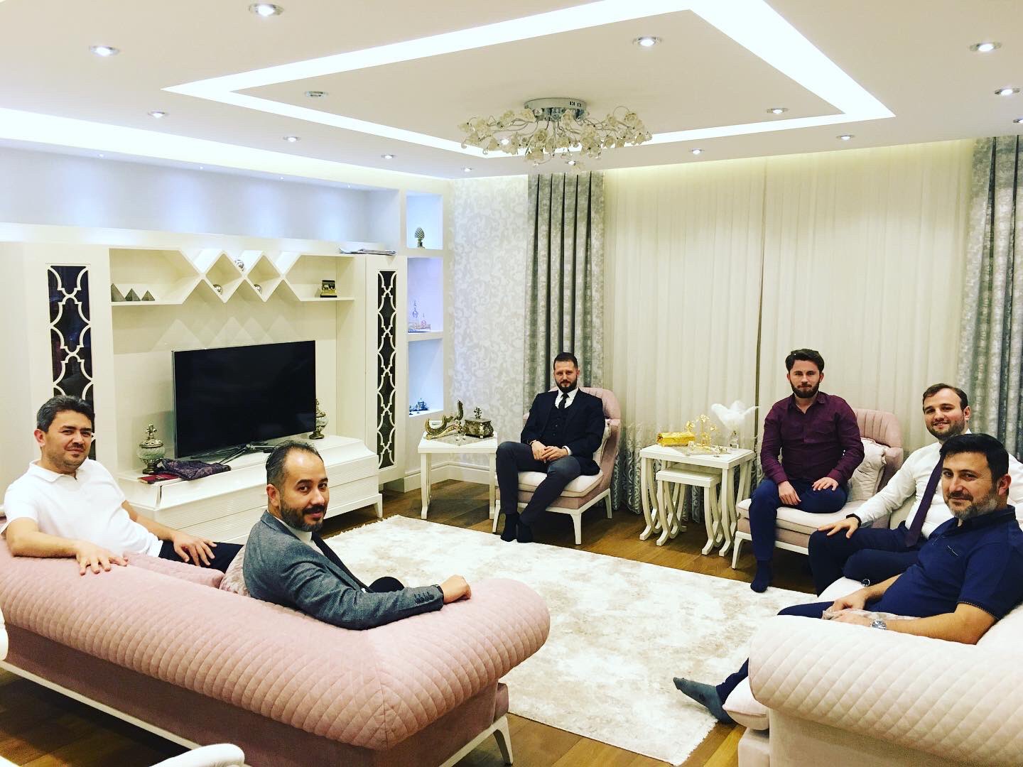 Savran Mobilya Muradiye Manisa Turkey Facebook