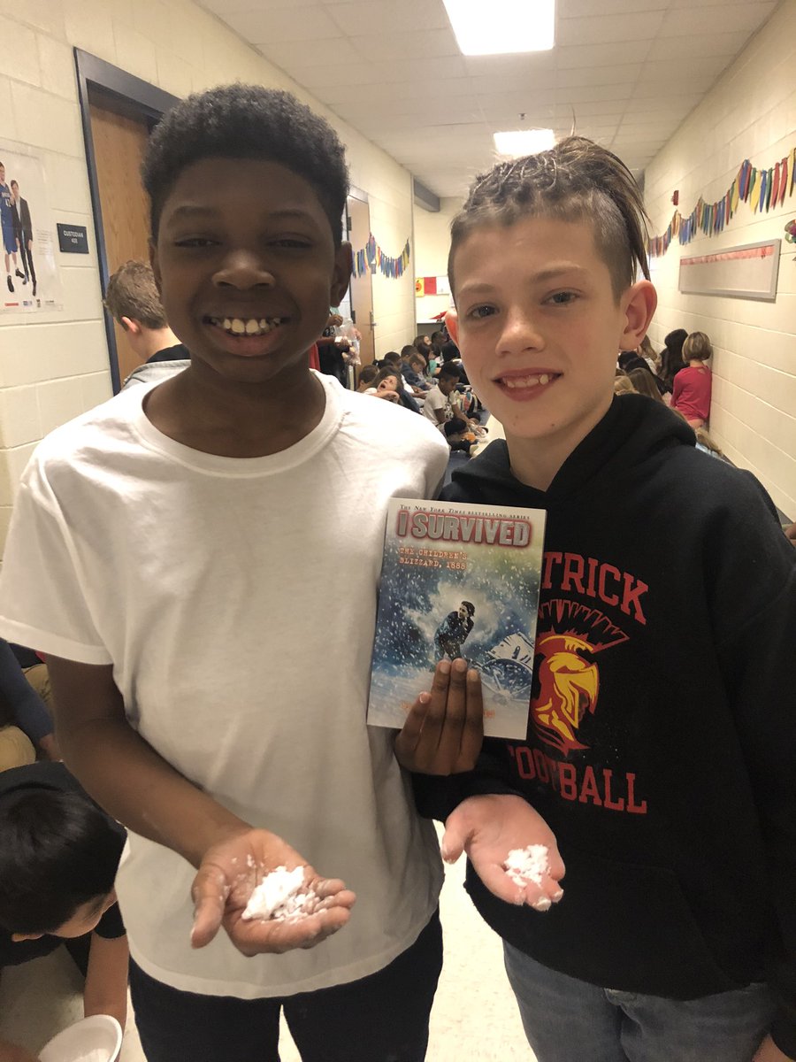 When you want io get students ready for winter break, have school snow day. So much fun making snow, getting our books to read over break, and learning about blizzards. #gatespride  <a href="/obgSTARS/">O.B.Gates Elementary</a> #oneccps