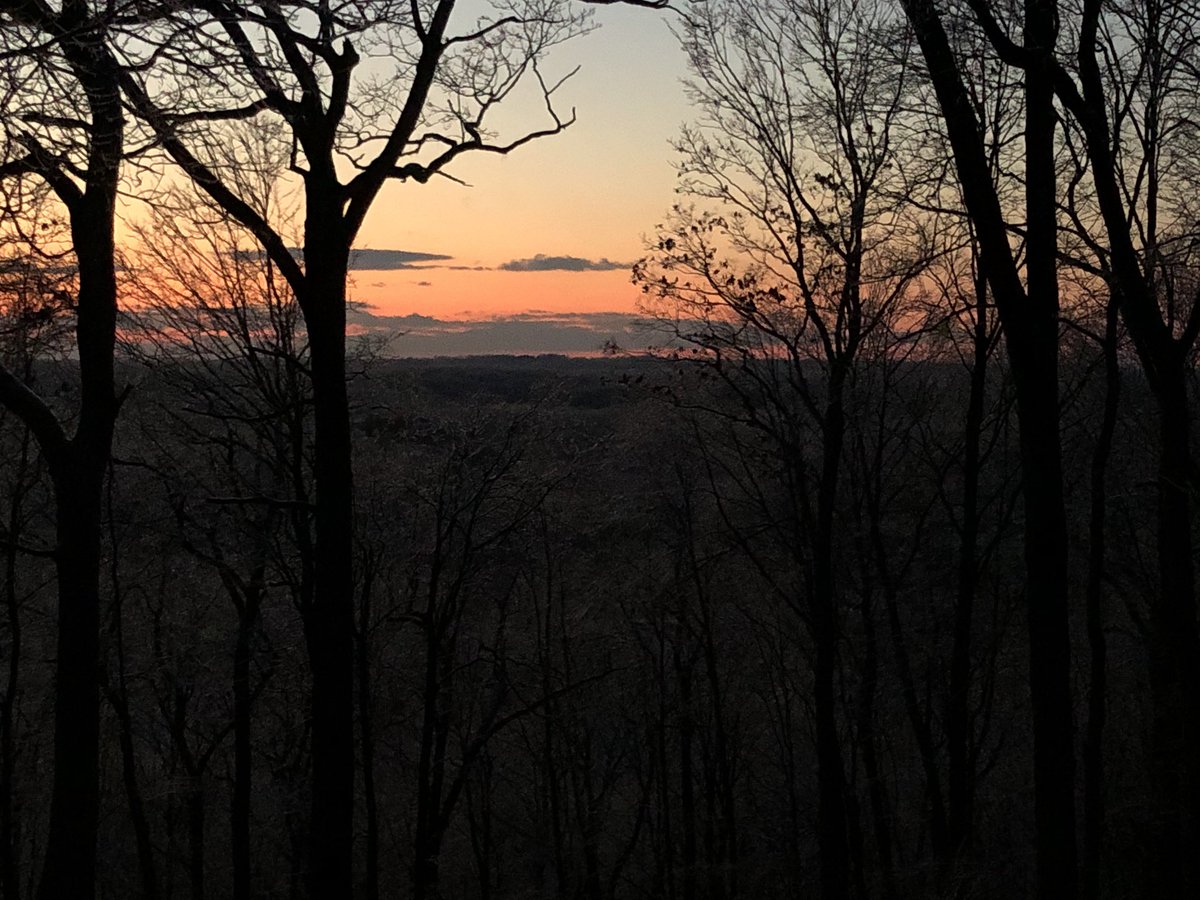 hshaw9's tweet photo. Sunset over the icy branches of Killingworth. @NBCConnecticut @bobmaxon @ryanhanrahan https://t.co/aoG5bErN5F
