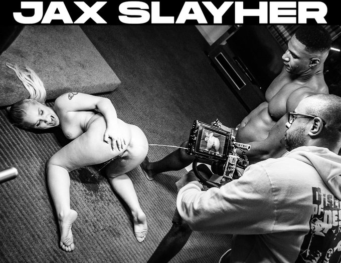 The only thing I like more than first IR anal is water sports with first IR anal. @bellajane_bj  gets<a href="/tag/jaxslayhertv"class="tags"><span>#jaxslayhertv</span></a>