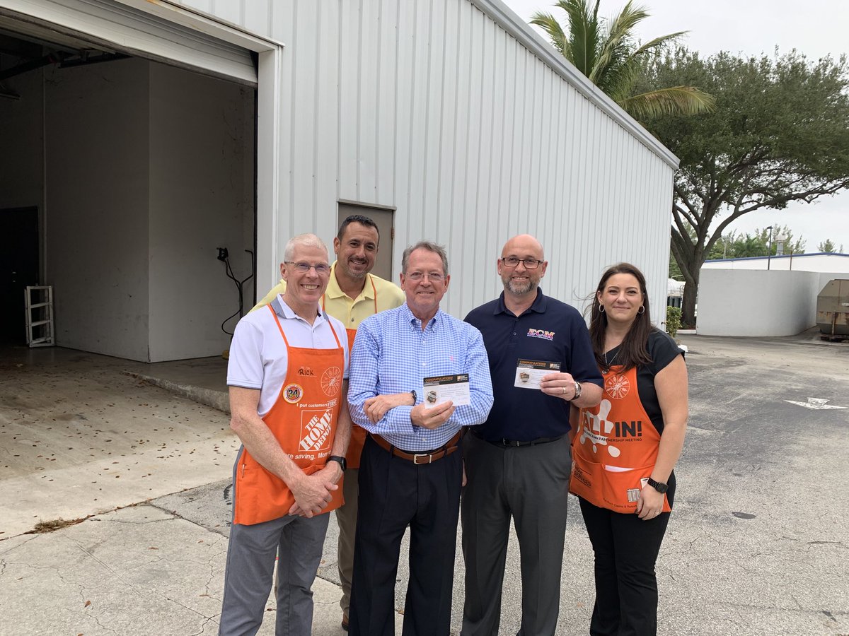 RMongeau's tweet image. East Coast Mechanical is an Awesome Partner! Thank you Jose and Brad! ⁦@ReneeDauphinee⁩ ⁦@Chris_J_Mangino⁩ ⁦@rimeyer134⁩ #1RegionSFL