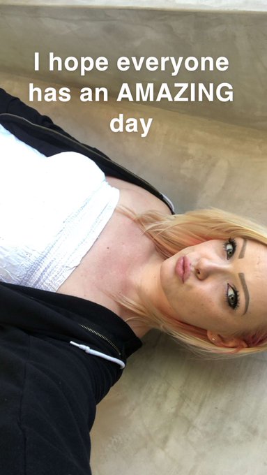 Go follow my free Snapchat right now prettyxxxgirl https://t.co/gl19X5nlww<a href="/tag/zoeynation"class="tags"><span>#zoeynation</span></a><a href="/tag/zoeylovers"class="tags"><span>#zoeylovers</span></a>