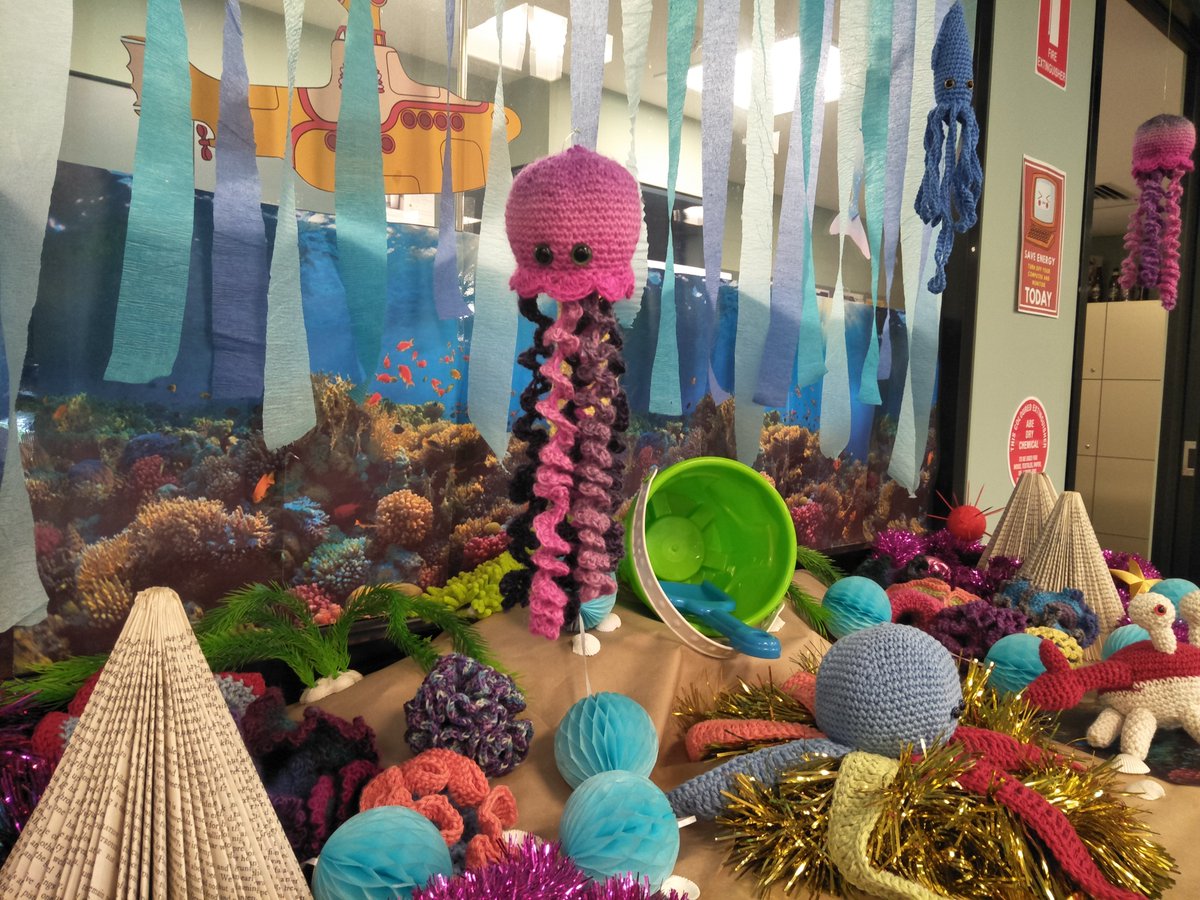 unilibrary's tweet photo. Good morning, feeling a little crabby this morning? Take a breath with these highlights from the #BaillieuLibrary team's #UnderTheSea entry in the #unilibrary #ChristmasCup Decorating Competition. #StrategyOctopus #uomlibrary https://t.co/hsqgDXho9Q