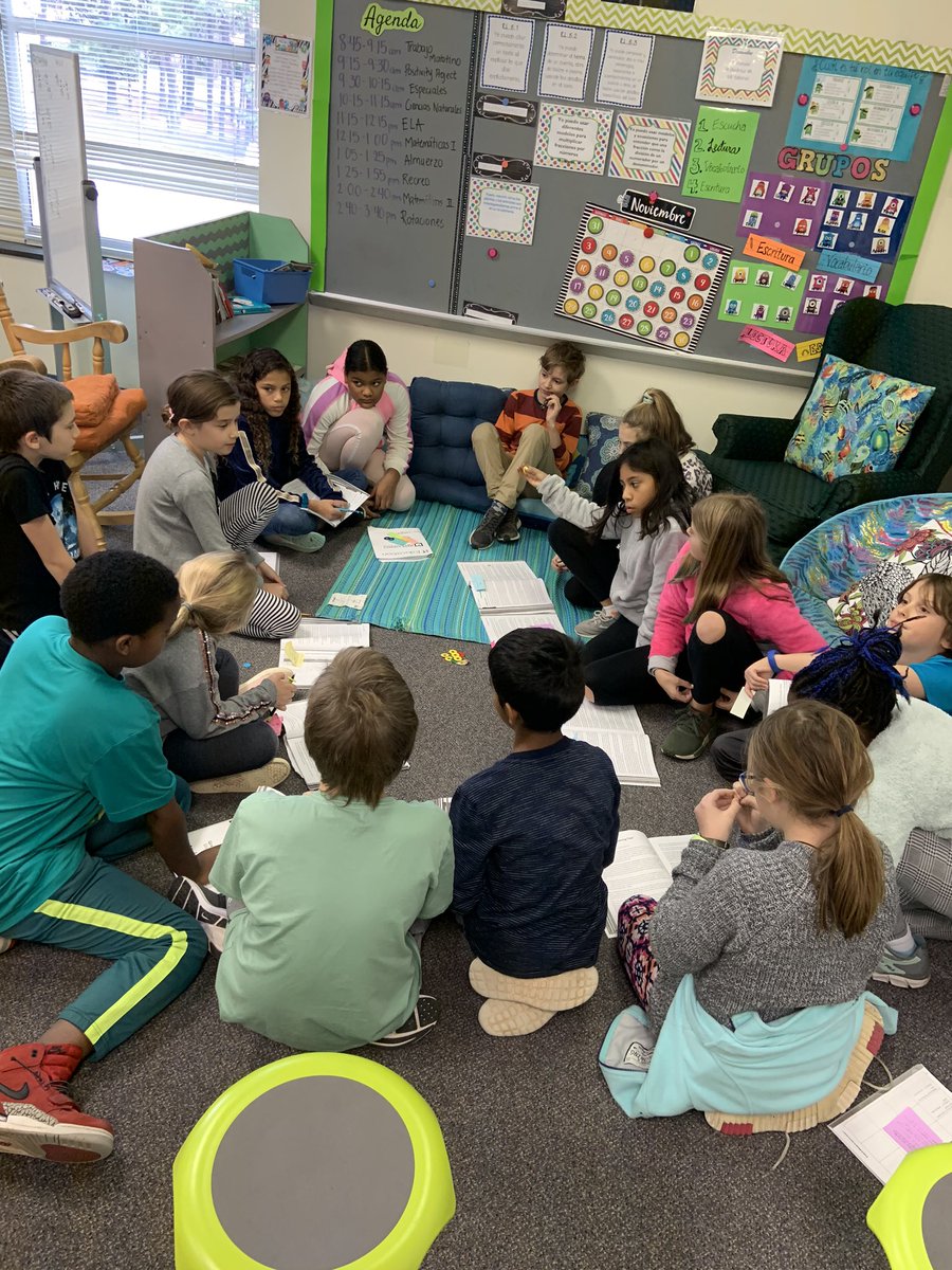 KenniaFuentes's tweet photo. Socratic seminar in action #Criticalthinkinginaction #Soaring5thgraders @ParticipateLrng @JeffreysGroveES https://t.co/E06FplUuMs