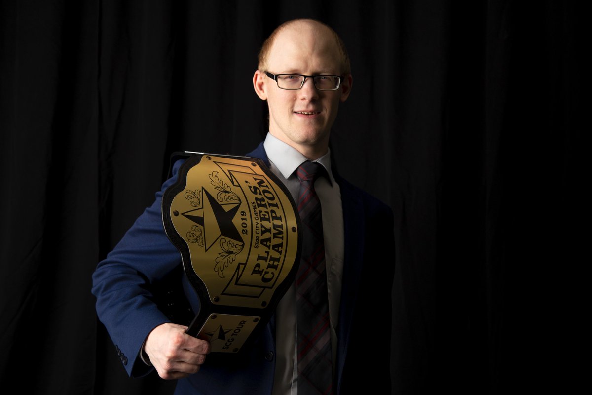 Tayter57's tweet photo. I needed to test my lighting for the winner of the #scgpc. @Nickthos didn't hesitate to help me out. #Clout https://t.co/pf3sx3SVjd