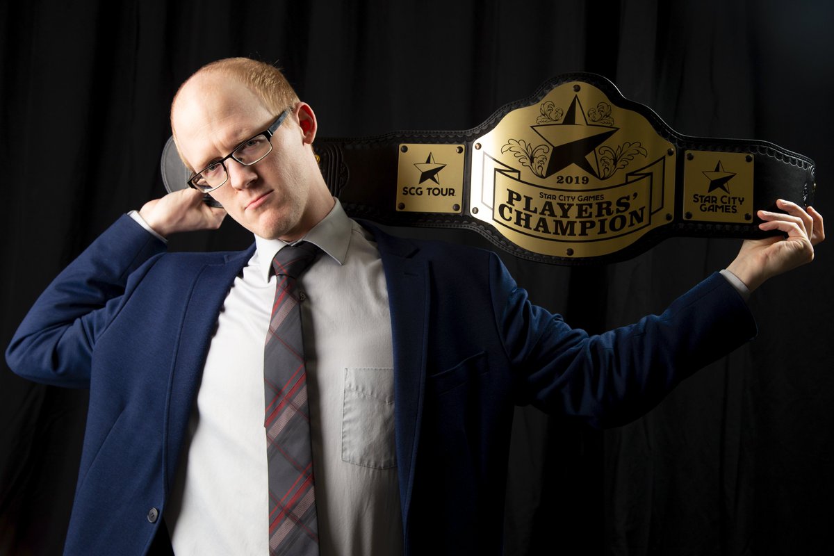 Tayter57's tweet photo. I needed to test my lighting for the winner of the #scgpc. @Nickthos didn't hesitate to help me out. #Clout https://t.co/pf3sx3SVjd