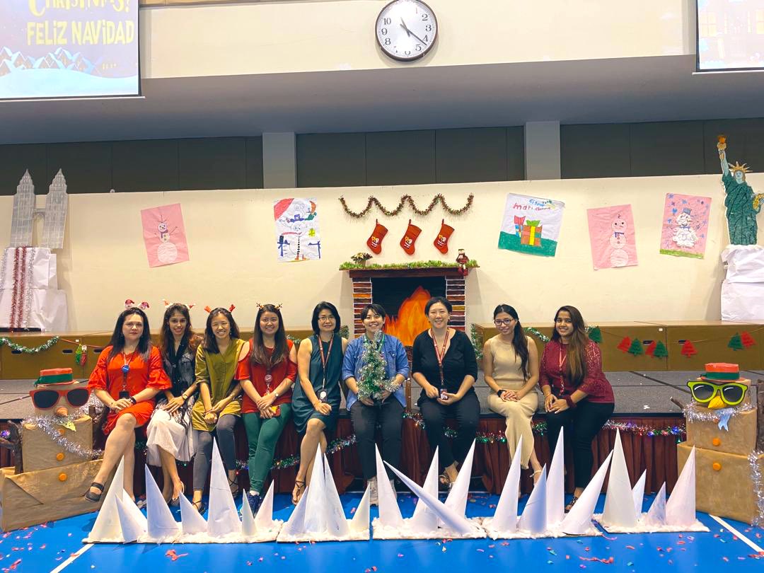 Best team ever! How do I live without you? Thank you <a href="/Xylunn/">Zailan Razak</a> @AnnaKok16 <a href="/MsDora16/">Dora Lowe</a> <a href="/Nadia_Sharif27/">Nadia Surya</a> @mulhearn2016 <a href="/AbegailDecosta/">Abegail De Costa</a> <a href="/msestheryap/">Esther Yap</a> <a href="/HaiHwei/">MissHaiHwei</a> Shirley &amp; Lavinya for your enormous support &amp; effort in making the Xmas assembly an unforgettable one! Best Xmas present 🎁