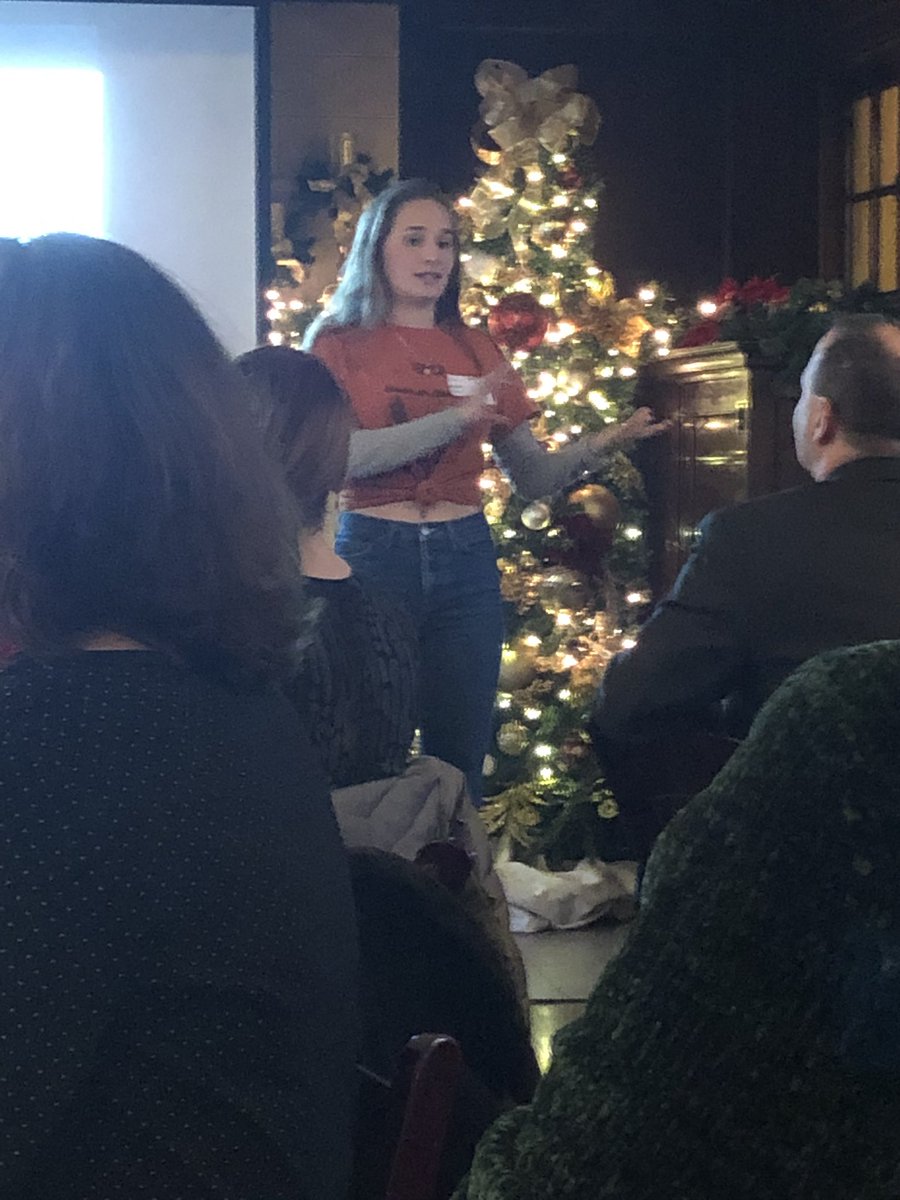 SevenGensAhead's tweet photo. Take a listen! Roz tells a room full of leaders her take backs from @COP25CL #bigideas #entrepreneurleaders #timeforaction #climateaction #philanthropy #itsourfuture #oprf #oprfcf #youthunstoppable #huskiesforclimateaction https://t.co/K8DGbz8ytM https://t.co/2zVBlv2zaP