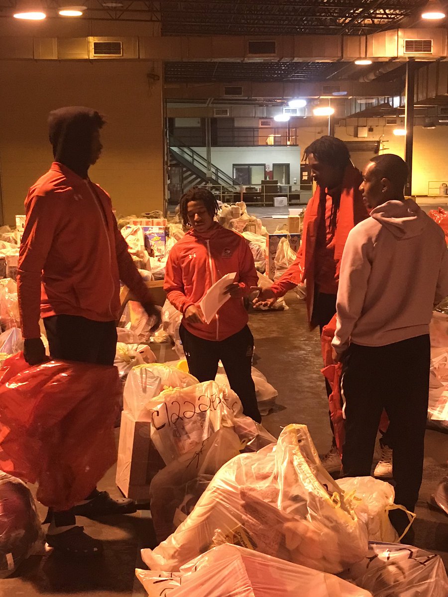 Our players giving a helping hand! #Ramily #SalvationArmy