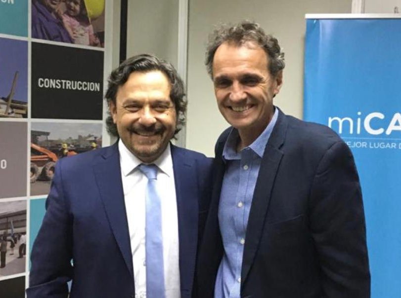 Junto a mi querido amigo <a href="/gkatopodis/">Gabriel Katopodis</a> ministro de Obras Públicas de la Nación. Vamos a trabajar juntos en la construcción de un país más federal 🇦🇷