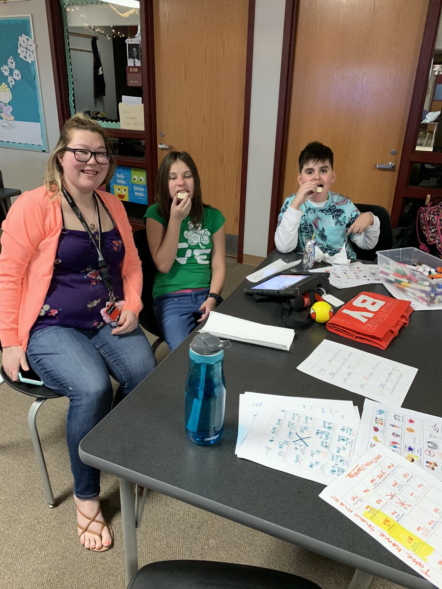 MarloweJBC's tweet photo. Our first junior buddies club social activity was so much fun!! #MMSbuddies #marlowe158 https://t.co/UB37kI0IgU