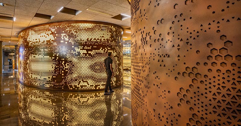 CONTEMPORIST's tweet photo. Perforated Walls Add Soft Light To This Office Environment

See more photos here >> https://t.co/LOJOSZ0Hdz

#InteriorDesign #Interiors #Workplace https://t.co/arkPUL9C0X