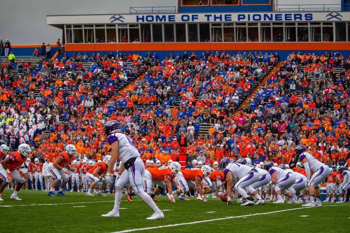 MikeIsBallin14's tweet photo. Excited to receive my first offer from UW-Platteville‼️ #SwingTheAxe @UWP_Football @NUICFootball https://t.co/yUAtDRgCZR
