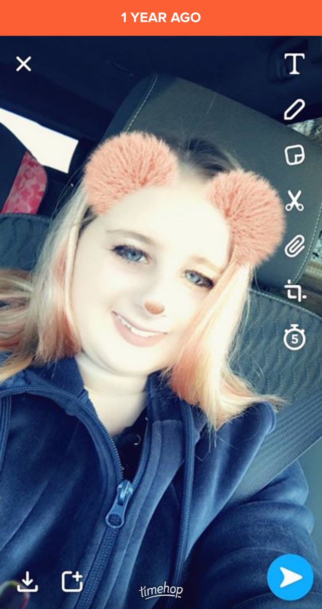 baileybarnes_02's tweet image. #snapchatfilters #feelinglikealittlebear #feelinglikeflowers #feelinglikewearingsunglasses