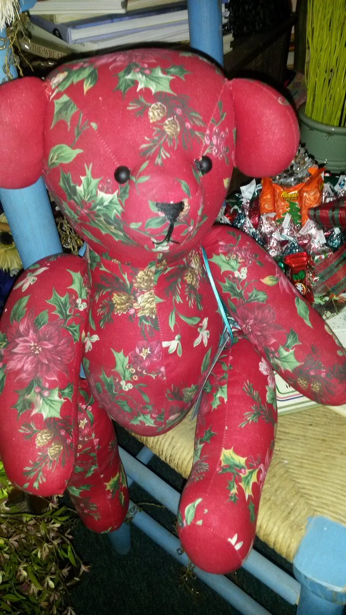 The_Wild_Iris's tweet photo. Just a pretty fabulous red bear
looking for a forever home for Christmas. :)

820 South 8th Street
Historic District, downtown Manitowoc
Email info@TheWildiris.net
Phone 920-682-6194

#GiftShop #Gifts #Handmade #ManitowocFlorist #Xmas #TeddyBears #StuffedBears #ChristmasBears https://t.co/aJPiX0nP5q