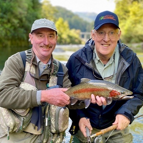 NZflyfishing's tweet photo. Mr. Clark is definitely Hat of the Week in this beautiful pic with Tim @tongariro_lodge #hotw #hatoftheweek #flyfishing @bestofnz_travel @bestofnzgolf #trout #rainbowtrout https://t.co/lRMBHDjNXW https://t.co/tEnbpE5KMw