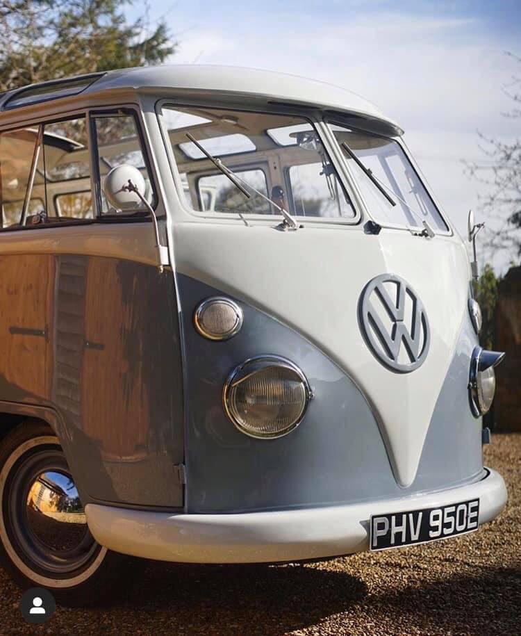 essex_crime's tweet photo. โ๏ธPLEASE SHAREโ๏ธ@UKBountyhunter
Last night our 1967 splitscreen screen Devon campervan (RHD) was stolen in Dagenham, LONDON. Registration is PHV 950E
CRIME REFERENCE NUMBER: 5122859/19
#findray #campervan #splitscreencamper #stolen #stolenvan #stolencampercan #volkswagen #vw https://t.co/641WTYYCNS