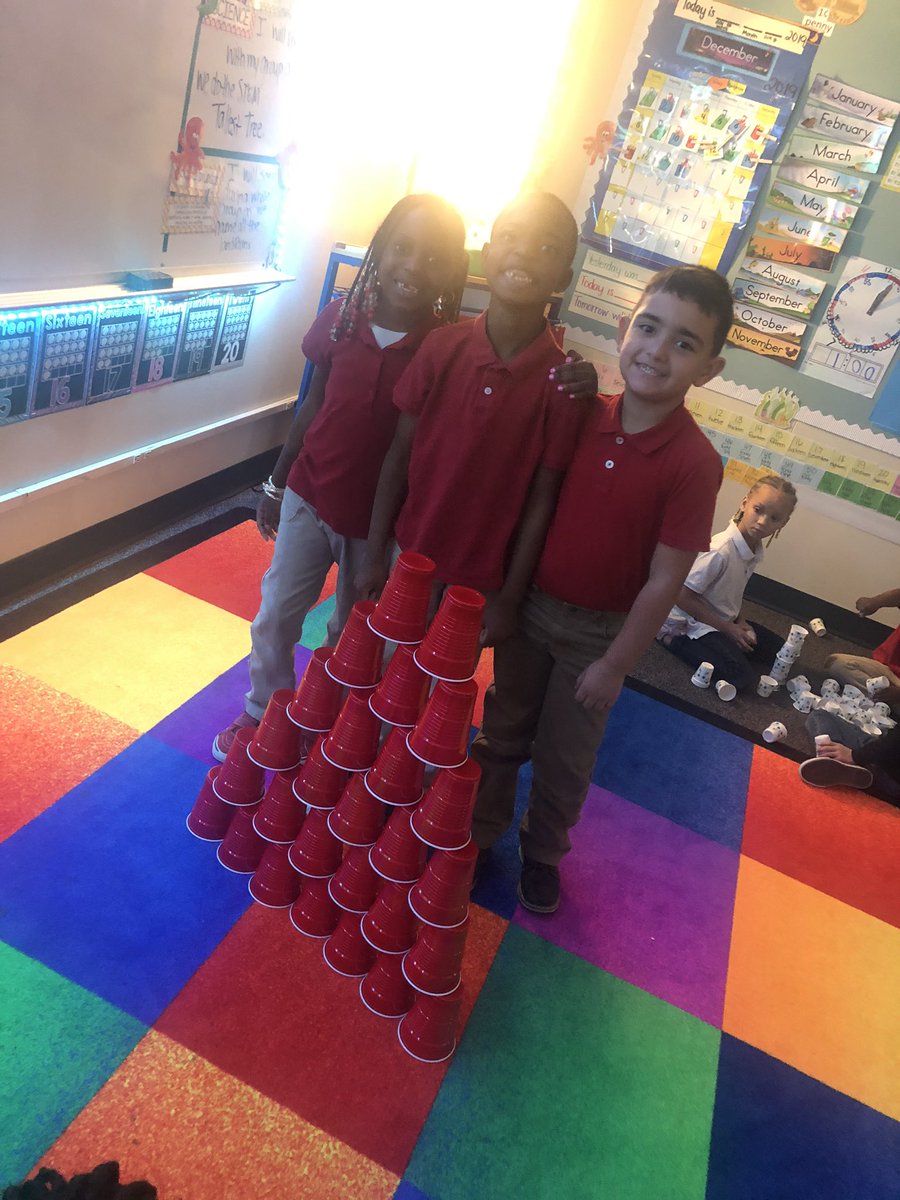 Ms_Jones_ROCKS's tweet photo. Day 3 of STEM - Tallest Tree @Best_Bulldogs  #Science #STEMeducation #stemchallenge #firstgrade https://t.co/3sX4iejA8W