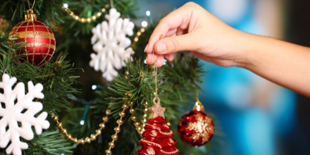 GetOnBoardAUS's tweet photo. ‘Tis the season to get together and recharge for the new year. We are on a short break till early January with something big to announce for 2020!  #XmasBreak #JoyfulSeason #Big2020 #Governance #GetOnBoard #Boards #Directors https://t.co/kzvOKBKXei