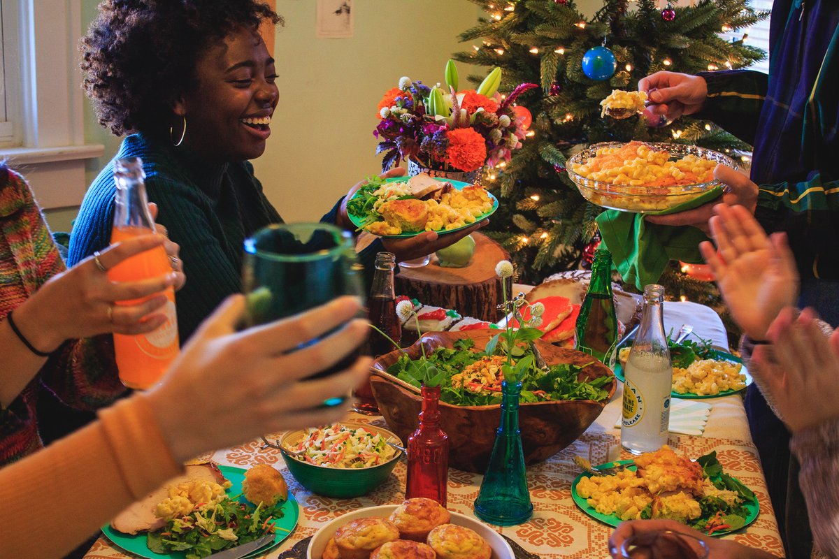 It's all smiles when the mac gets shared 😁