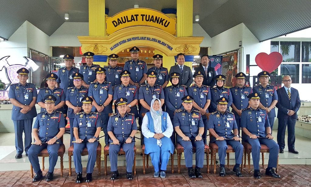 17.12.2019, Selasa : Sekalung penghargaan dan terima kasih di atas kesudian YB Puan Hjh Zuraida Kamaruddin Menteri KPKT, merasmikan Majlis Tamat Latihan KSSK Siri 1/2019 di ABPM Wilayah Timur, Wakaf Tapai, Terengganu.