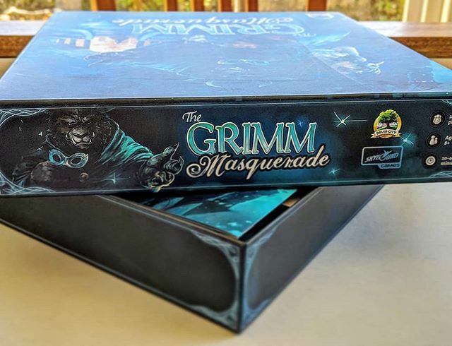 TheBGDetective's tweet photo. Latest unboxing is up on the blog! Check it out!
#boardgames #bgg #boardgamer #gamer #gamergirl #grimm #grimmmasquerade #socialdeduction #fairytale #druidcitygames @druidcitygames #timeisner #beneisner #jameshudson https://t.co/twbFq36NJQ https://t.co/YItawvJZl7