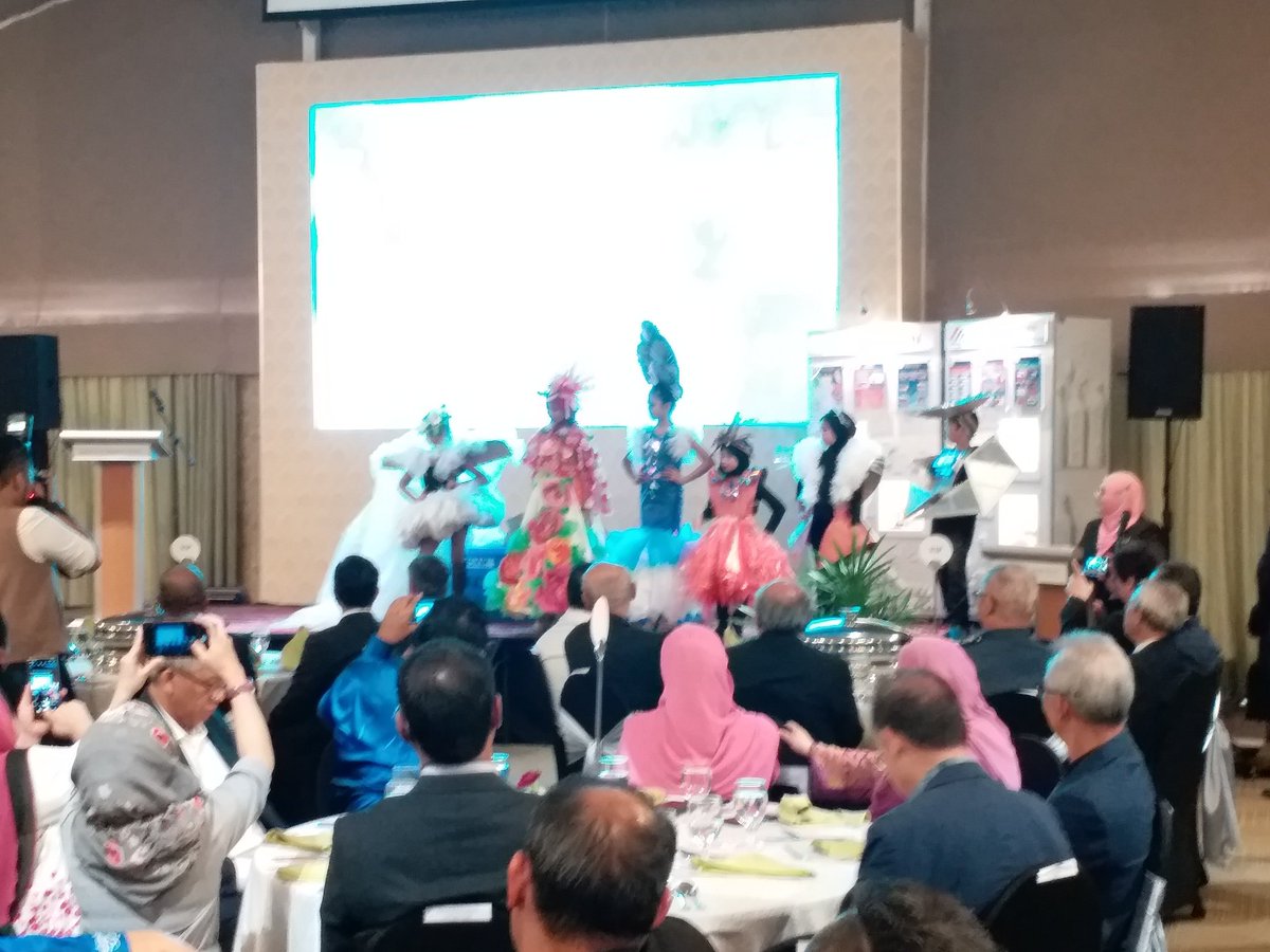 19.12.2019, Khamis : Menghadiri Majlis Pengiktirafan Perkhidmatan Skim Terbaik 2019 &amp; Promosi Penguatkuasaan Peraturan Sisa Binaan &amp; Komersial, Perindustrian dan Keinstitusian anjuran SWCorp.
