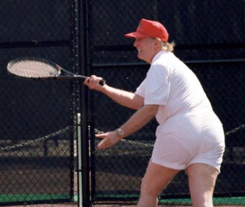 AugustusPrissel's tweet photo. Trump really puts the 🍑 in impeachment https://t.co/lCli2GNUv4