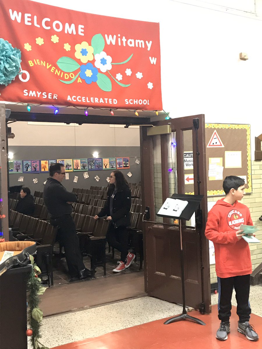APJanka's tweet photo. The #GoSmyser band will be making pretty music so. We have dancers as well. Show starts at 7p. Come on down to the Smyser Main Campus and enjoy the arts!
@JerryTravlos @FriendsOfSmyser @ChiPubSchools #CP_yeS @CPSN1Chief https://t.co/OAFTLkFJtp