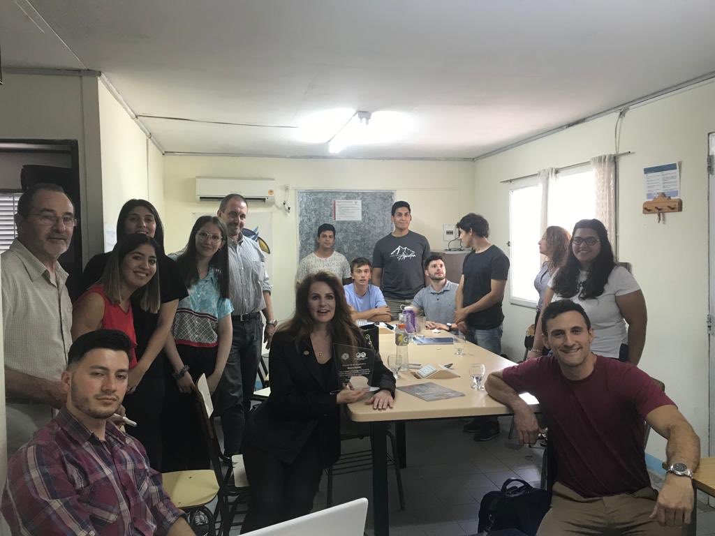 The SPE Patagonia section YP event, lunch with section officers and time with the Universidad National del Comahue student chapter was a fun and rewarding day.  Our members bring such energy and drive that I always leave my visits feeling so blessed to be a member of SPE.