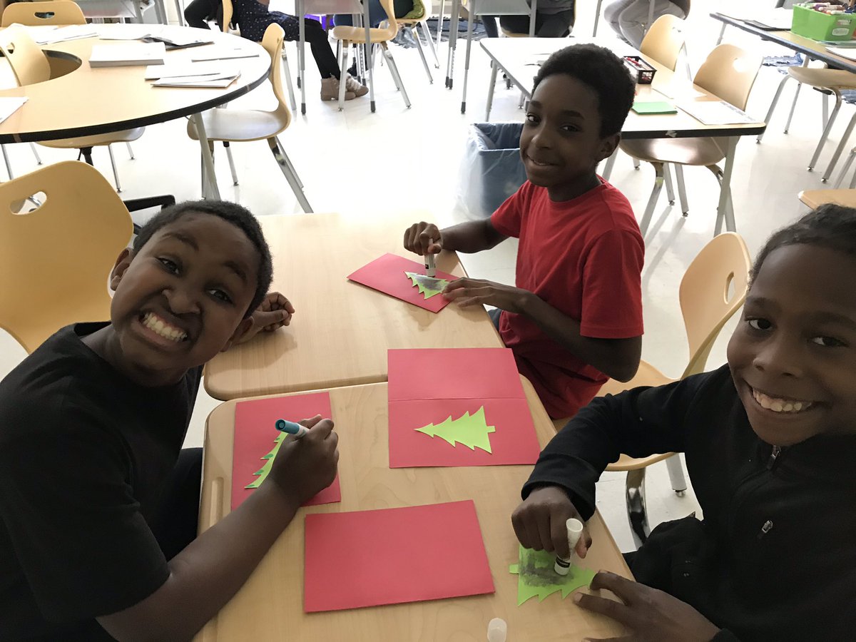 harris5th's tweet photo. Winter Celebration Crafts☺️ https://t.co/FacPtUhes6