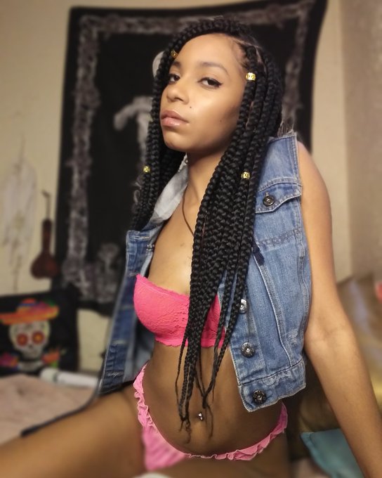 Come check me out im online  https://t.co/02IEYJ8O8t https://t.co/tSYjDPIMIZ<a href="/tag/myfreecams"class="tags"><span>#myfreecams</span></a><a href="/tag/onmfc"class="tags"><span>#onmfc</span></a>