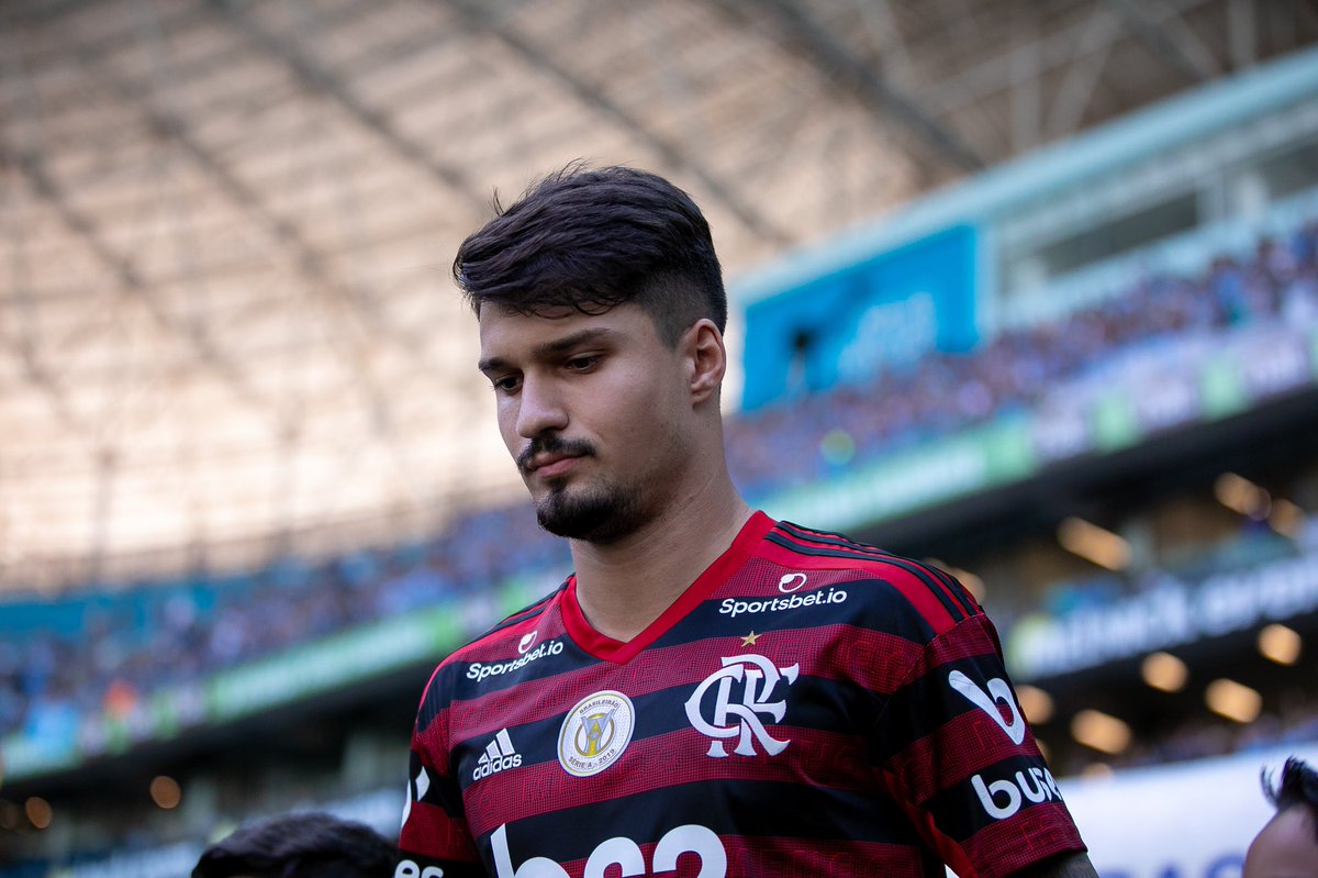 CrisAmaQuimica's tweet photo. Agência d modelos? Não, é só a relação dos principais zagueiros do elenco do Flamengo pro ano d 2020...
Ñ vou mentir, faria tds kkkkk
#PodeLeitar https://t.co/XGDBeHQZkM