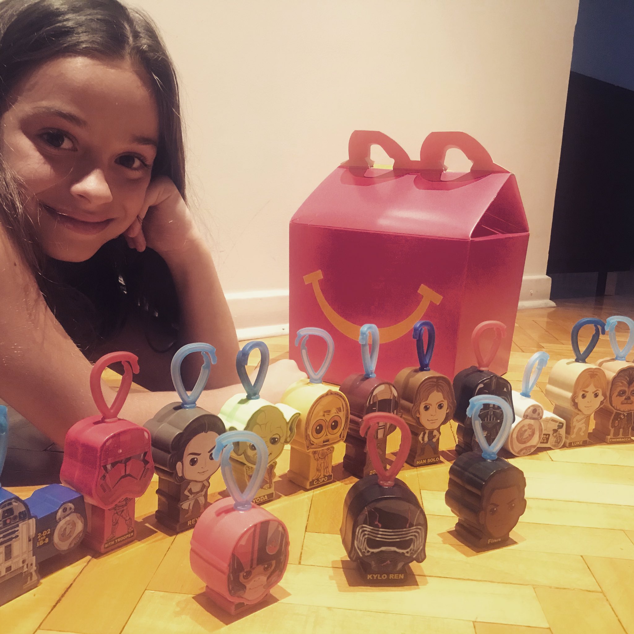 Cajita feliz online de star wars