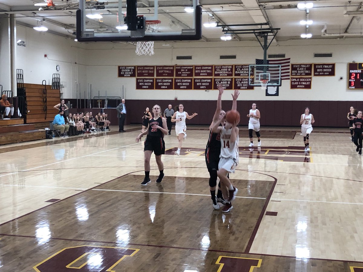 PrincipalWlhs's tweet photo. #WLHSLadyRaiders#Up28-14_3rdQ_vsSomers https://t.co/EOSTQCSs1V