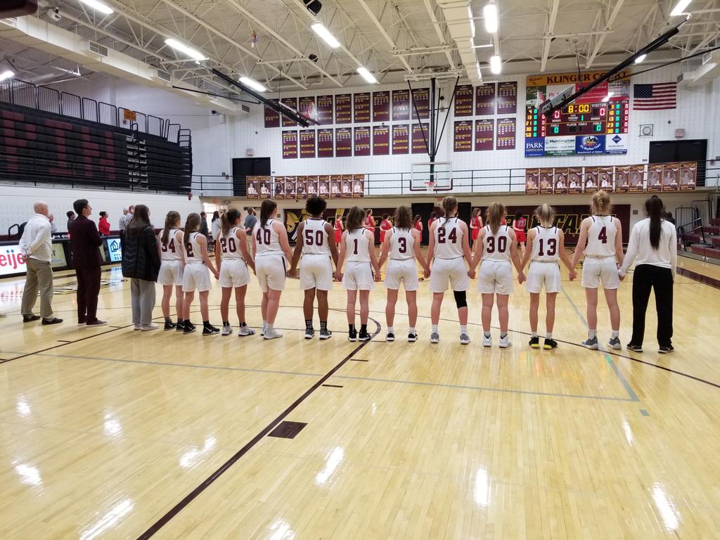 TurpinSpartans's tweet photo. Spartans back in action tonight against Kings! #WelcomeBack4 #WinTheDay #LetsGoSpartans https://t.co/SM9ckle7FB