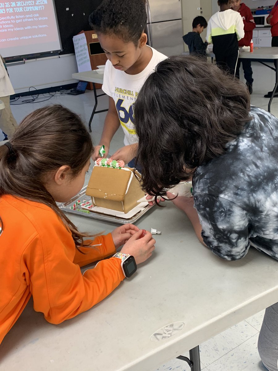 pe_msgift's tweet image. Today we had an awesome mini PBL @ChurchillRoadES @CRS_PTA when we designed buildings found in a community 🏭🏦🏩🎥#fcpspog #POGPOL @fcpsac @fcpsnews @FCPSSupt